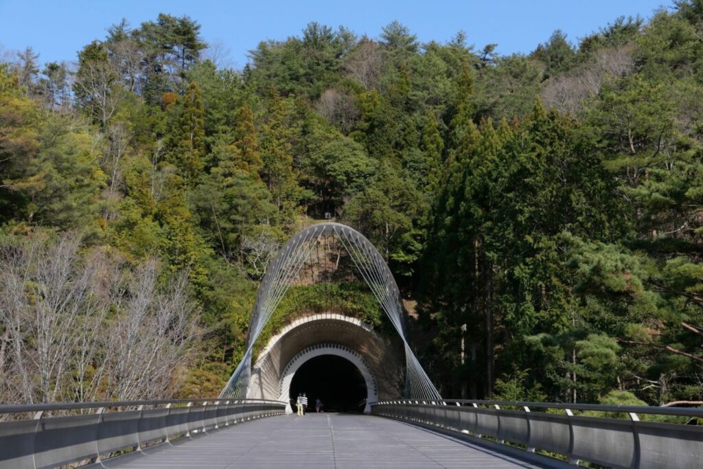 MIHO MUSEUM（ミホミュージアム）滋賀・美術館・建築