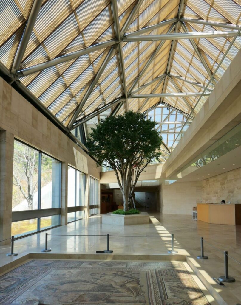 MIHO MUSEUM（ミホミュージアム）滋賀・美術館・建築