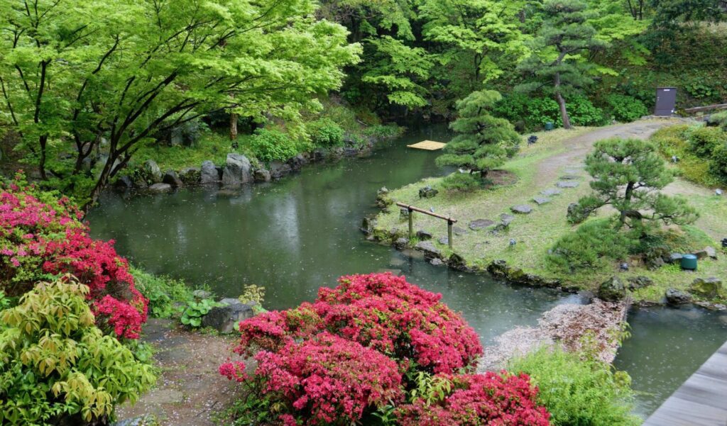 小倉城庭園（北九州・小倉）：過去最多の来場数を記録。インバウンドも増加中