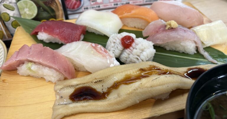 兵庫駅近くで味わう満足度の高い寿司ランチ｜穴子が主役の「市場ずし 駅前 兵庫北店」