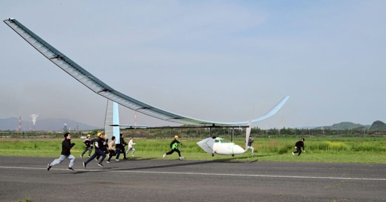 大阪大学飛行機制作研究会albatross 「鳥人間コンテスト」連覇への挑戦｜大阪府吹田市