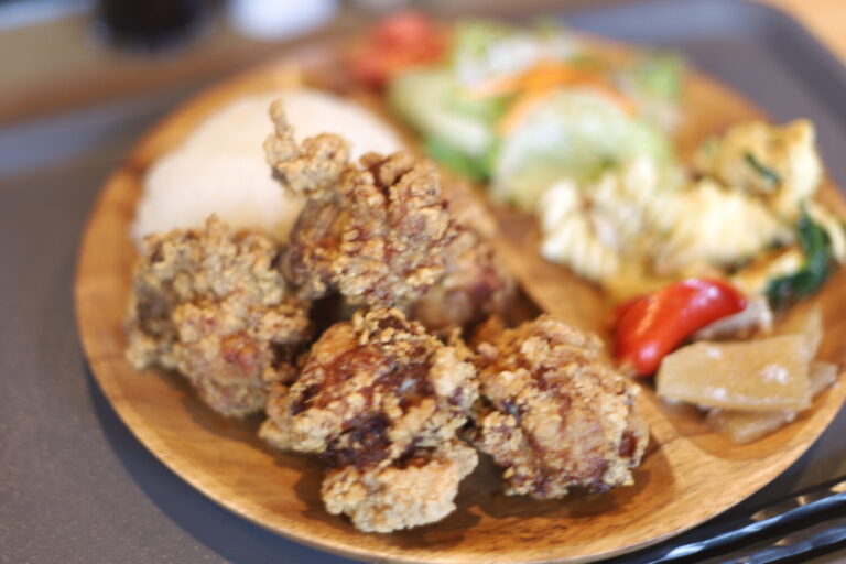 新店「村一番食堂」880円の唐揚げ定食を実食！【愛媛県松前町】