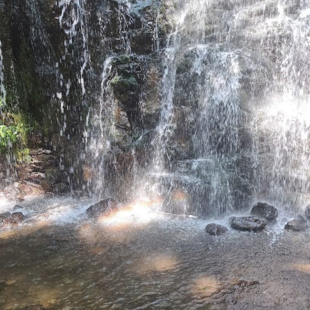 龍双ヶ滝の虹