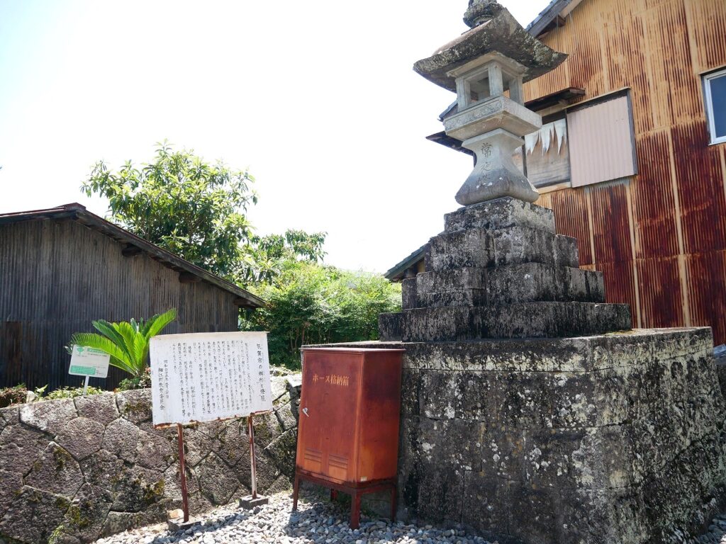気賀宿の桝形と燈籠
