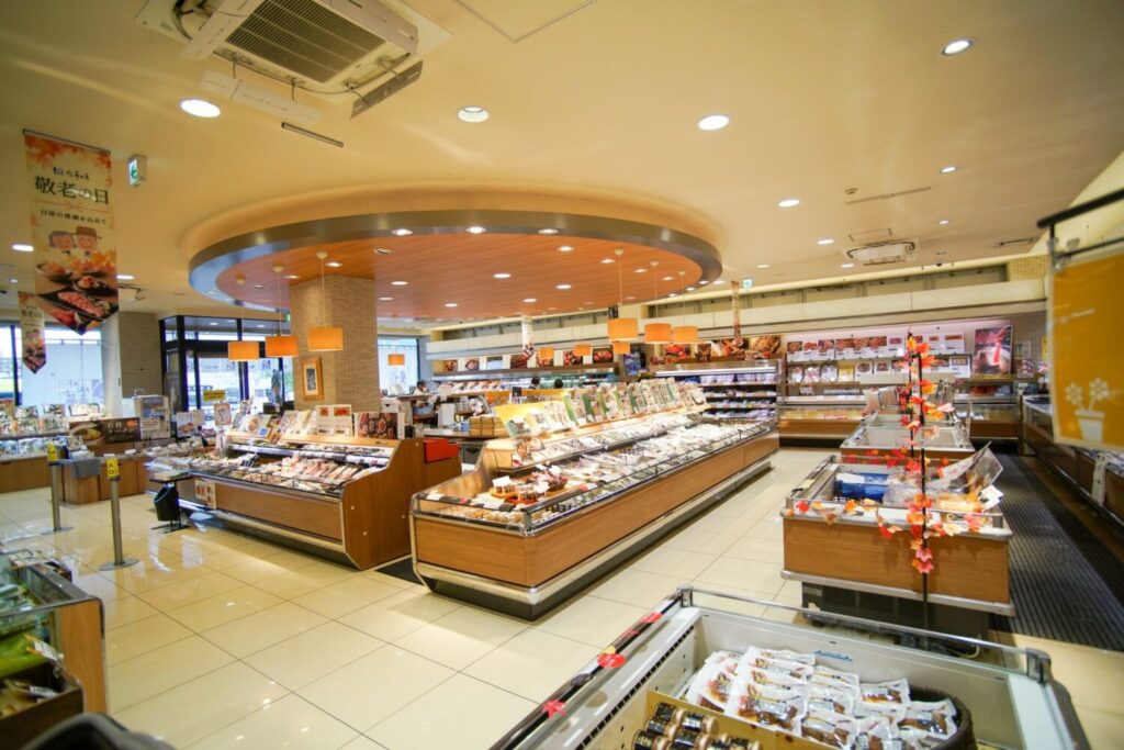 佐藤水産店内
